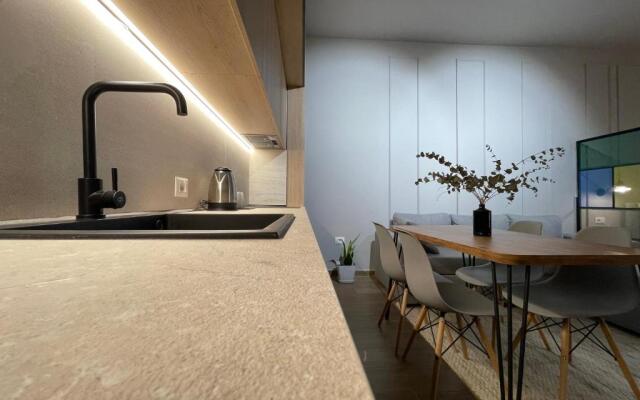 Square 21 Apartments