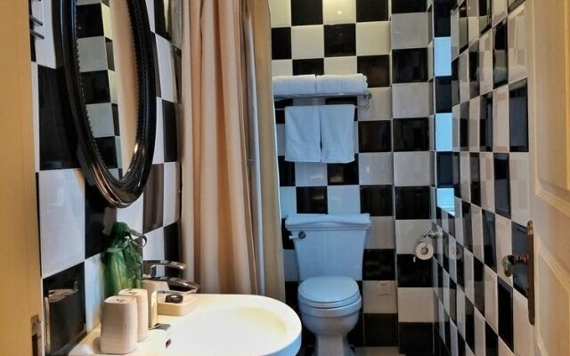 West Lake Reclusive Life Villa Yangmeiling Branch