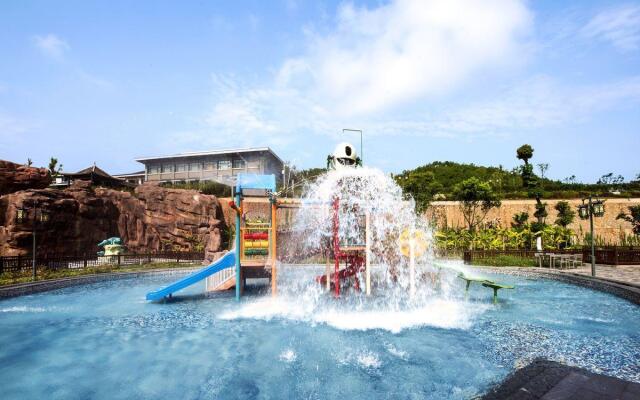 Longyan Liancheng Tianyi Hotsprings Resort