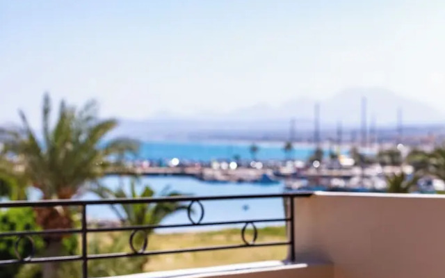seafront cozy suite for 2 in Rethymno
