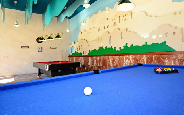 Reef Oasis Blue Bay Resort Hotel Families & Couples Only 