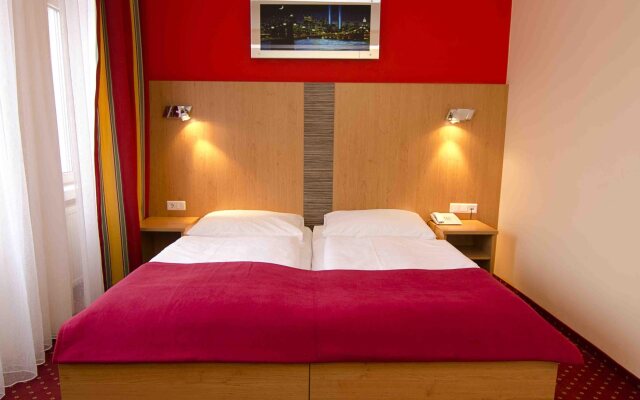 Hotel Cryston