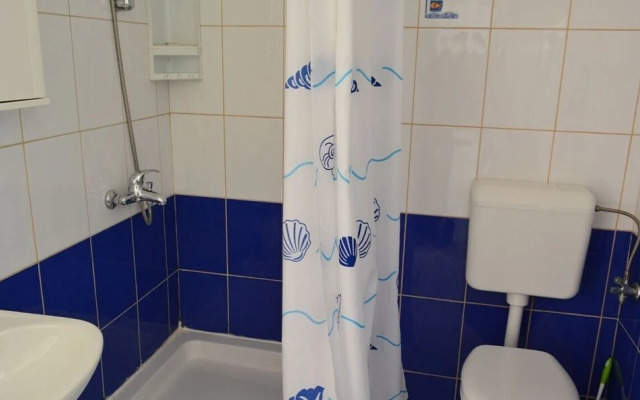 Maja - 50 m From Beach - Sa2-plavi