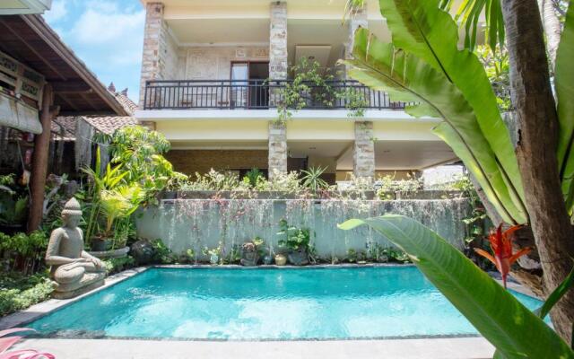 OYO 401 The Frog Homestay Sanur