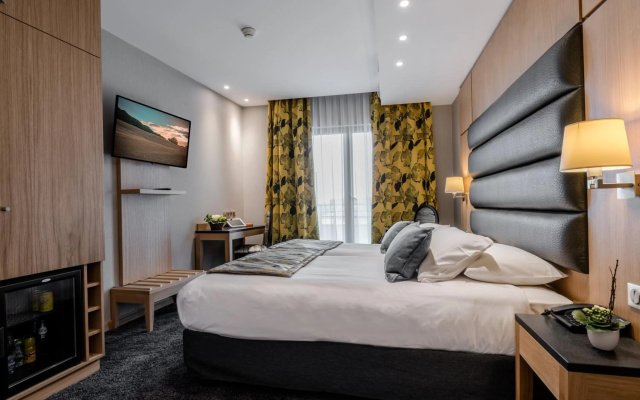 Hotel Bristol