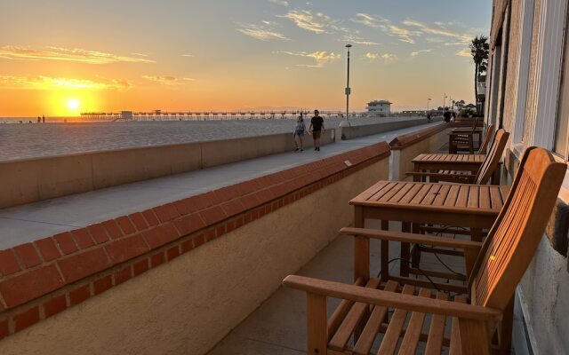 The Vurpillat Beachfront Hotel
