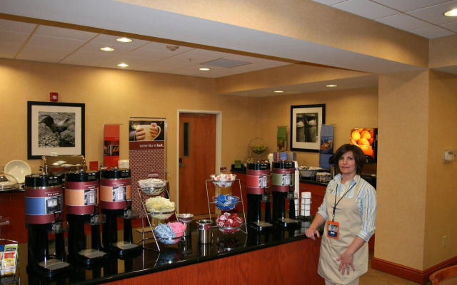 Hampton Inn Belle Vernon