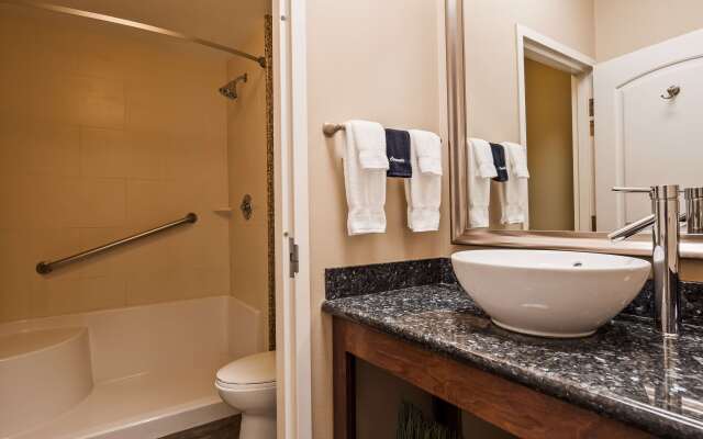 Best Western Plus Avita Suites