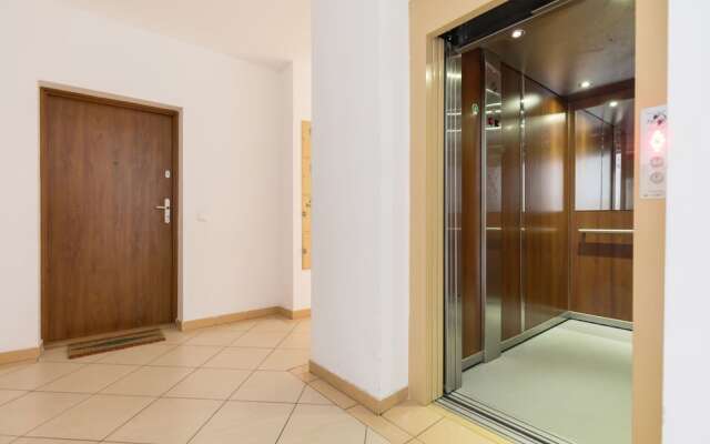 Apartments 11 Listopada by Renters