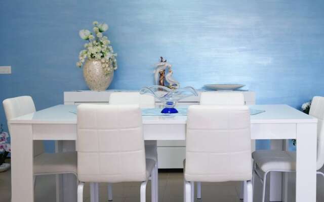 Villa Linda by the sea in South Sicily