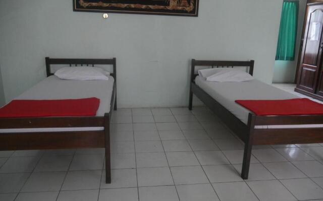 Hotel Garuda near Alun Alun Banjarnegara