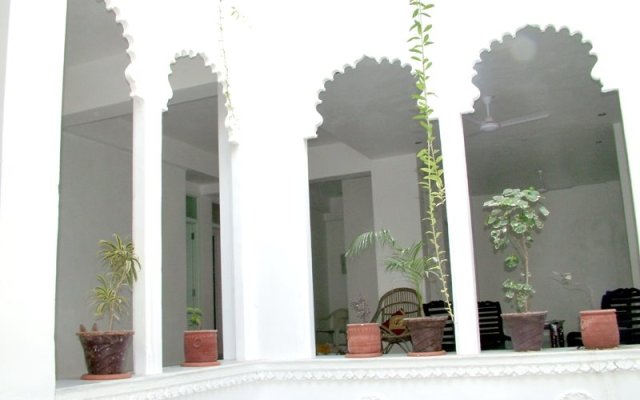 Girnar Villa