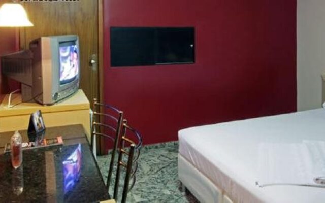 Hipnose Motel (Только для взрослых)