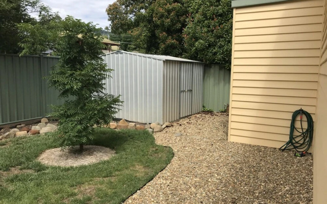 Lavender Cottage - Bright