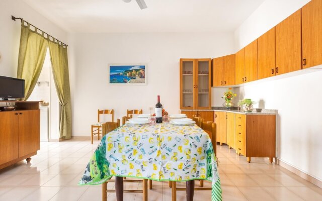 3448 Villetta Stellastrea by Barbarhouse