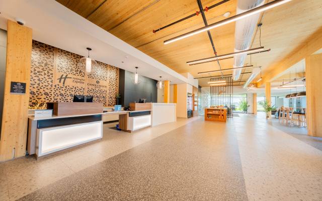 Holiday Inn Express & Suites Trois Rivieres Ouest by IHG