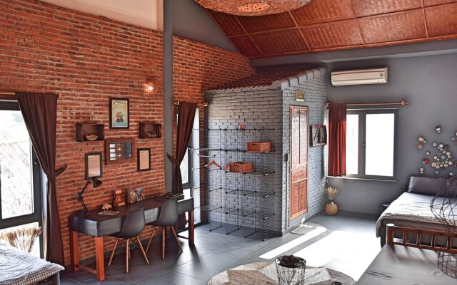 The Happy Bird B&B