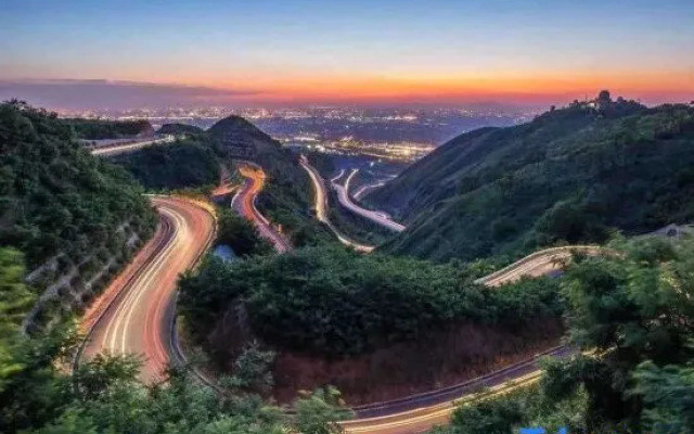 Terracotta Army Theme Apartment