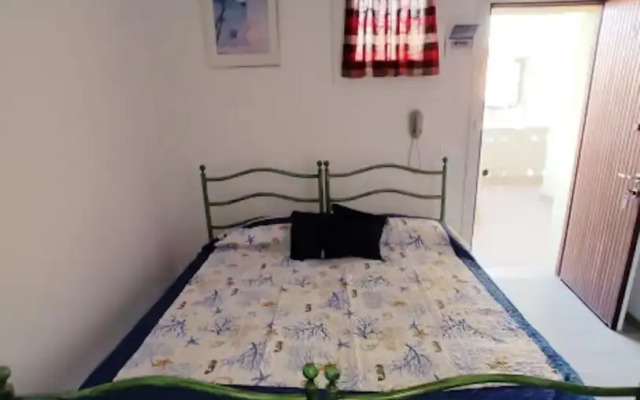 Functional Studio With Balcony