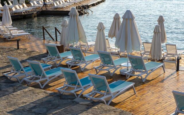Pelagos Hotel