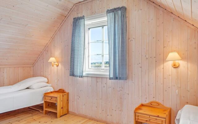 6 Person Holiday Home in Brekstad