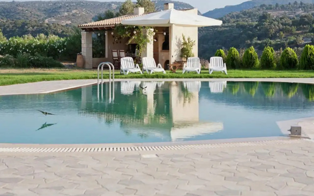 Dreamy Villa in Rethymnon With Private Pool