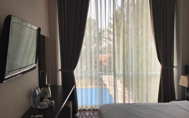 Oasis Siliwangi Sport Hotel
