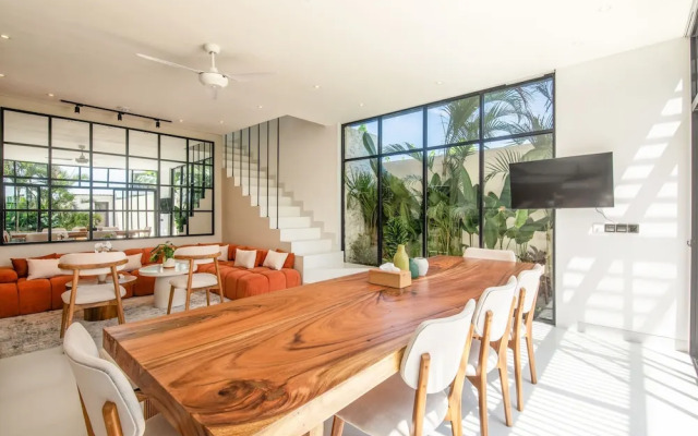 Mateo Villa Marvelous 6BR 2 Mins to Beach