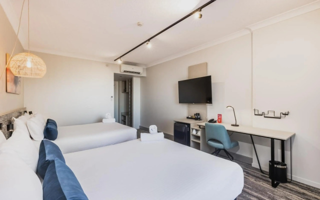 Mermaid Waters Hotel by Nightcap Plus