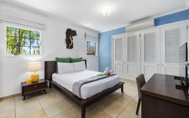 Ocean View 5BR Villa Steps to Beach Privatepool