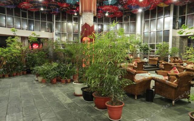 Nyingtri Yushanfu Hotel