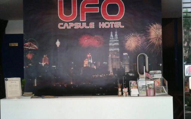 UFO Capsule Hotel