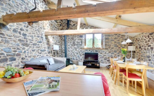 Holiday Home Round Robin