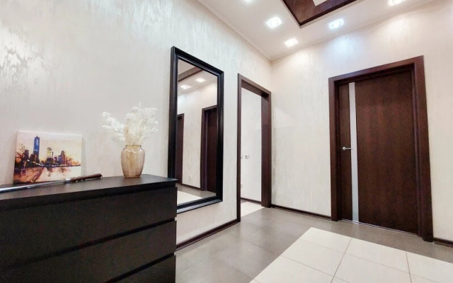 UT Меридианная 1а