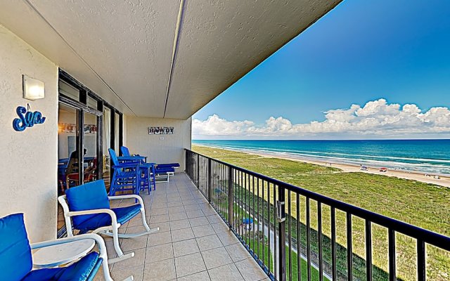 New Listing! Gulf-view All-suite Bliss W/ Pools 3 Bedroom Condo