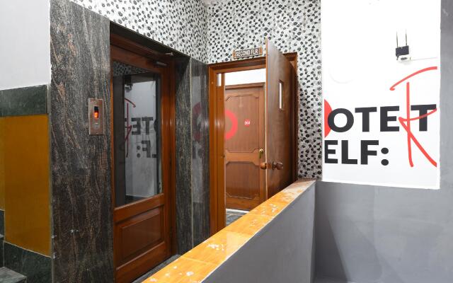 Collection O 49239 Shiv Shankara Green Park