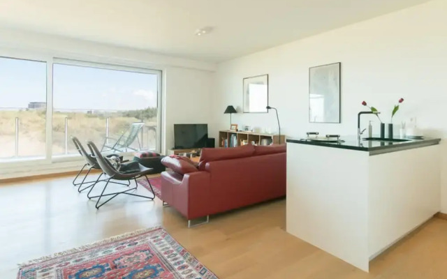 Apartment in Oostende Near Beach & Dunes