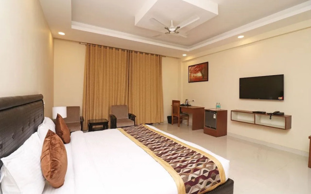 OYO 26911 Kcg Hotels