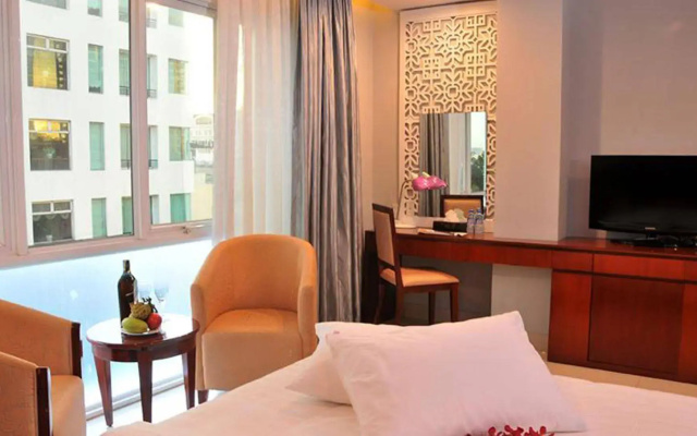 White Lotus Hotel Saigon