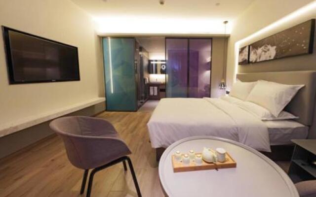 Zhengzhou Hongrui Business Hotel