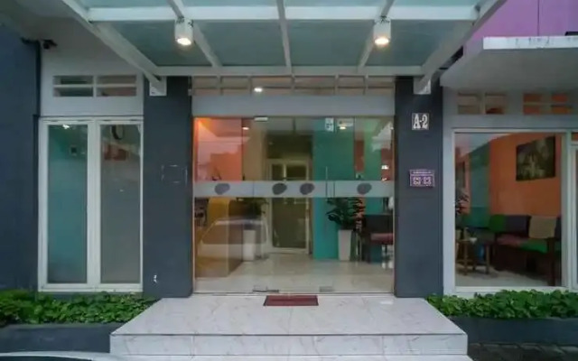 Sans Hotel FiFFa Pisang Kipas Malang