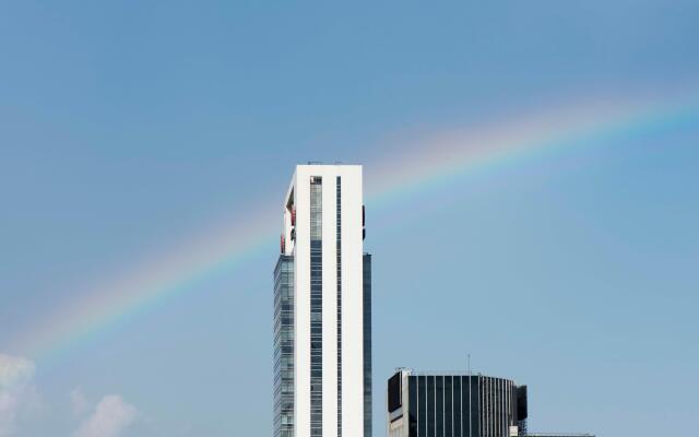 Holiday Inn Express Puerto Madero, an IHG Hotel