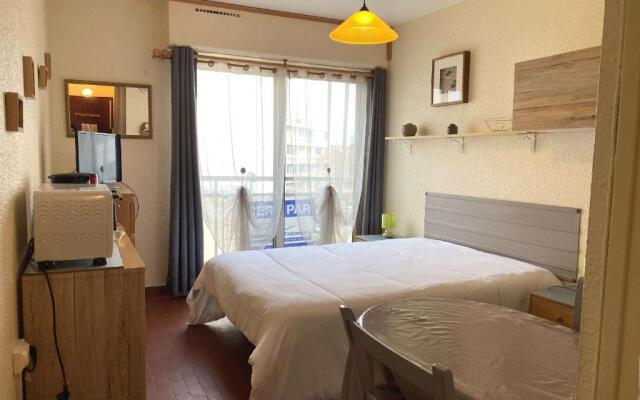 Appartement Balaruc-les-Bains, 1 pièce, 2 personnes - FR-1-553-80