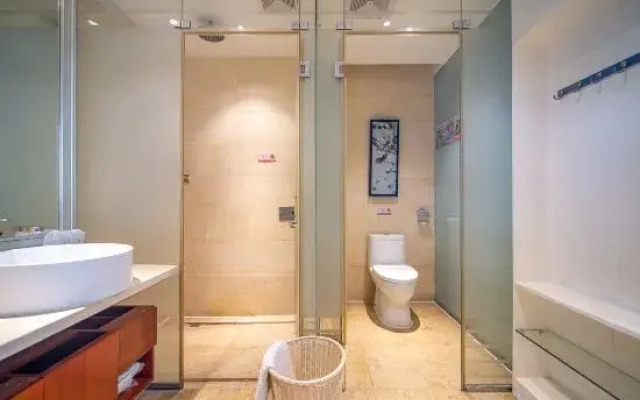 Carnival Hotel (Baise Tianyang)