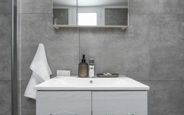 Athenian Calm Residence