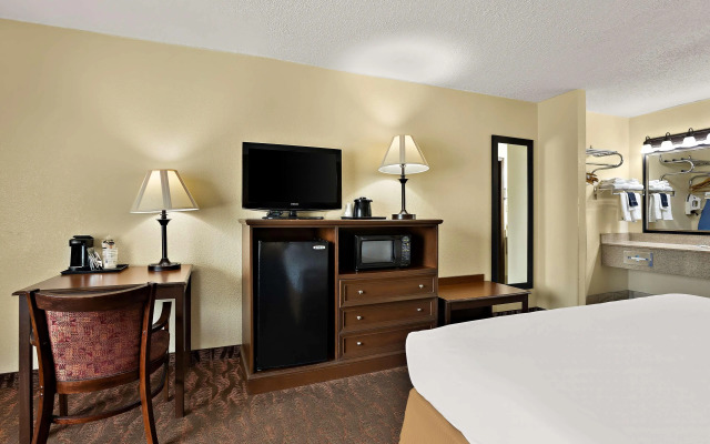 Best Western Center Pointe Inn