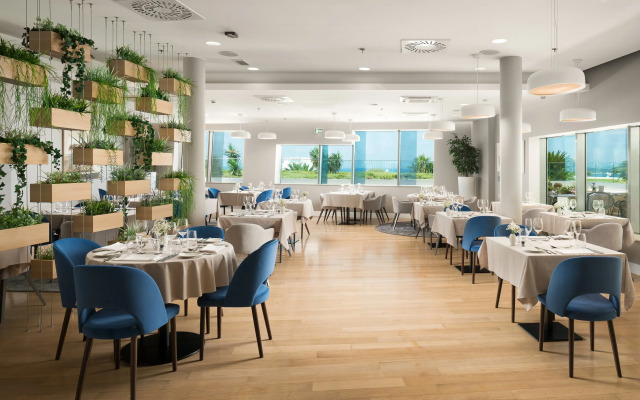 Valamar Lacroma Hotel