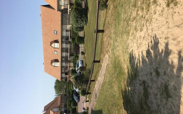 Studio Merville-Franceville-Plage, 1 pièce, 3 personnes - FR-1-487-222