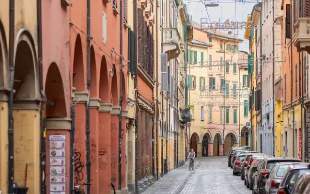 Casa Petroni in Bologna