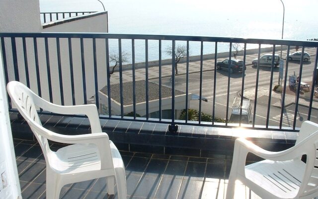 Apartamentos Passeig Del Mar